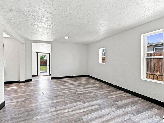 5th image of 2803 Baltimore Ave