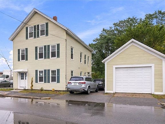3rd image of 845 River St