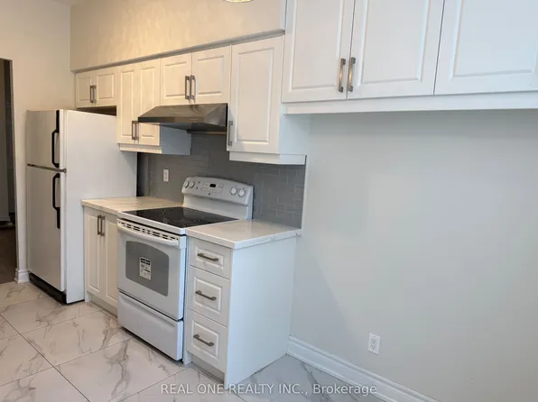 35 Empress Ave, Toronto, ON