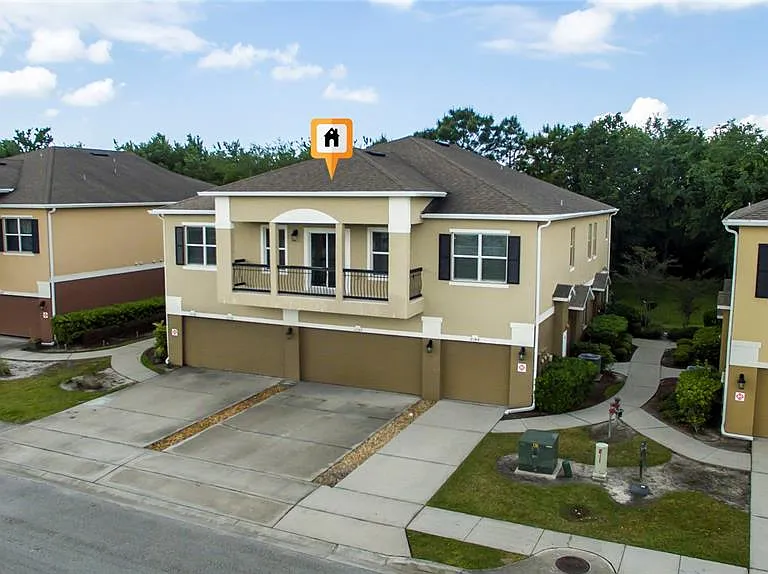 2148 Betsy Ross Ln #2148 — Photo 3
