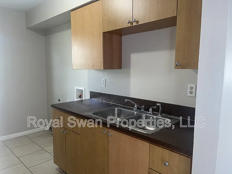 124 Rebecca Ln — Photo 5