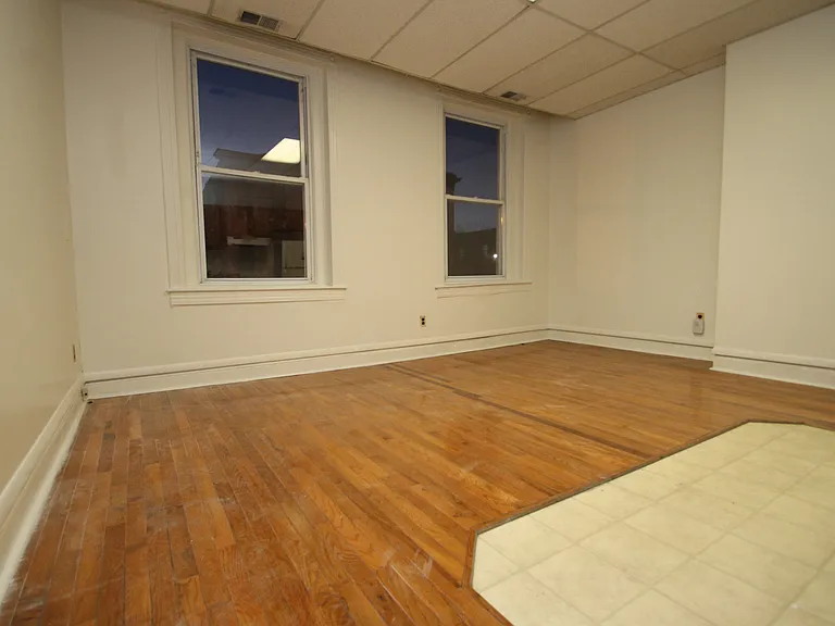 2509 St. Paul St. — Photo 3