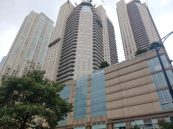 545 N Dearborn St #W3105, Chicago, IL 60654