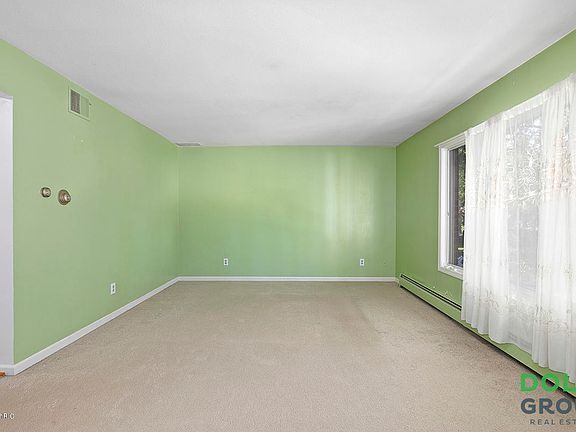 2nd image of 474 Barkwood Dr NW