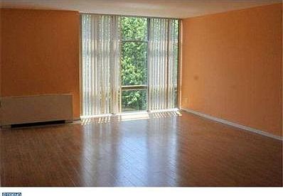 2nd image of 3600 Conshohocken Ave APT 313