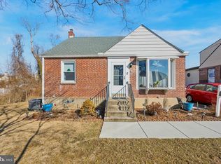 914 Edgewood Ave, Folsom, PA 19033