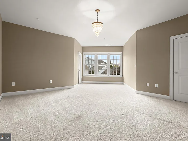 11426 Ellington St — Photo 30