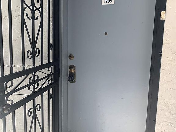 3rd image of 2460 SW 18th Ave APT 1205