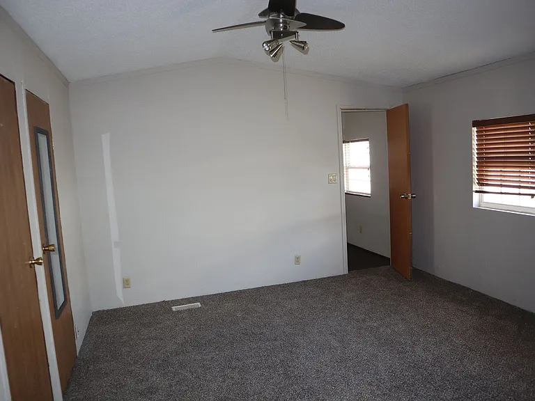 1300 N Sandpiper Rd #19 — Photo 21