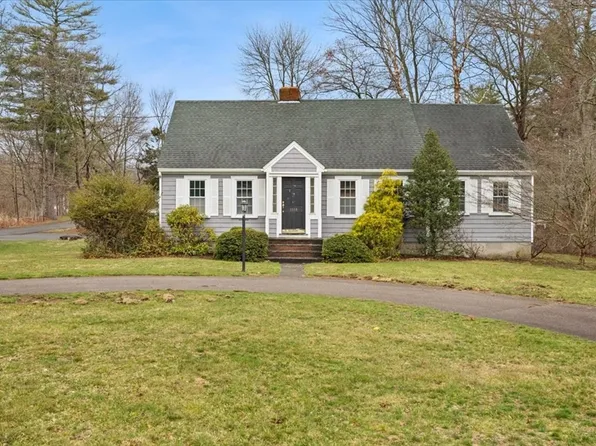 1553 Broadway, Raynham, MA 02767