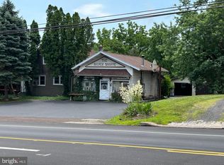2458 E High St, Pottstown, PA 19464