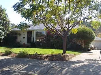 2669 Heather Ln photo 1