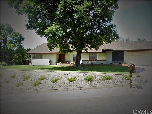 1st image of 5137 Red Oak Dr