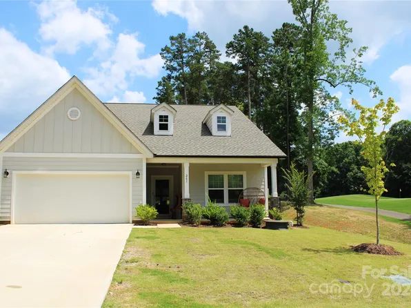 261 Old Harbor Dr, Mount Gilead, NC 27306