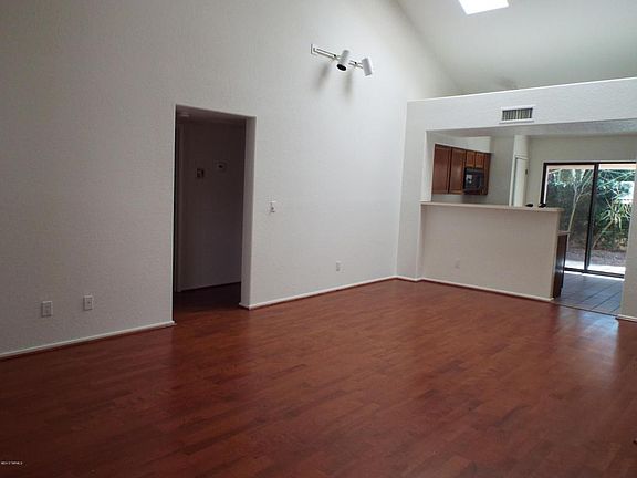 4th image of 5196 E Woodspring Dr