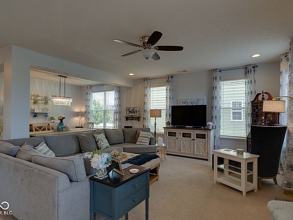 5th image of 807 Touralosa Dr