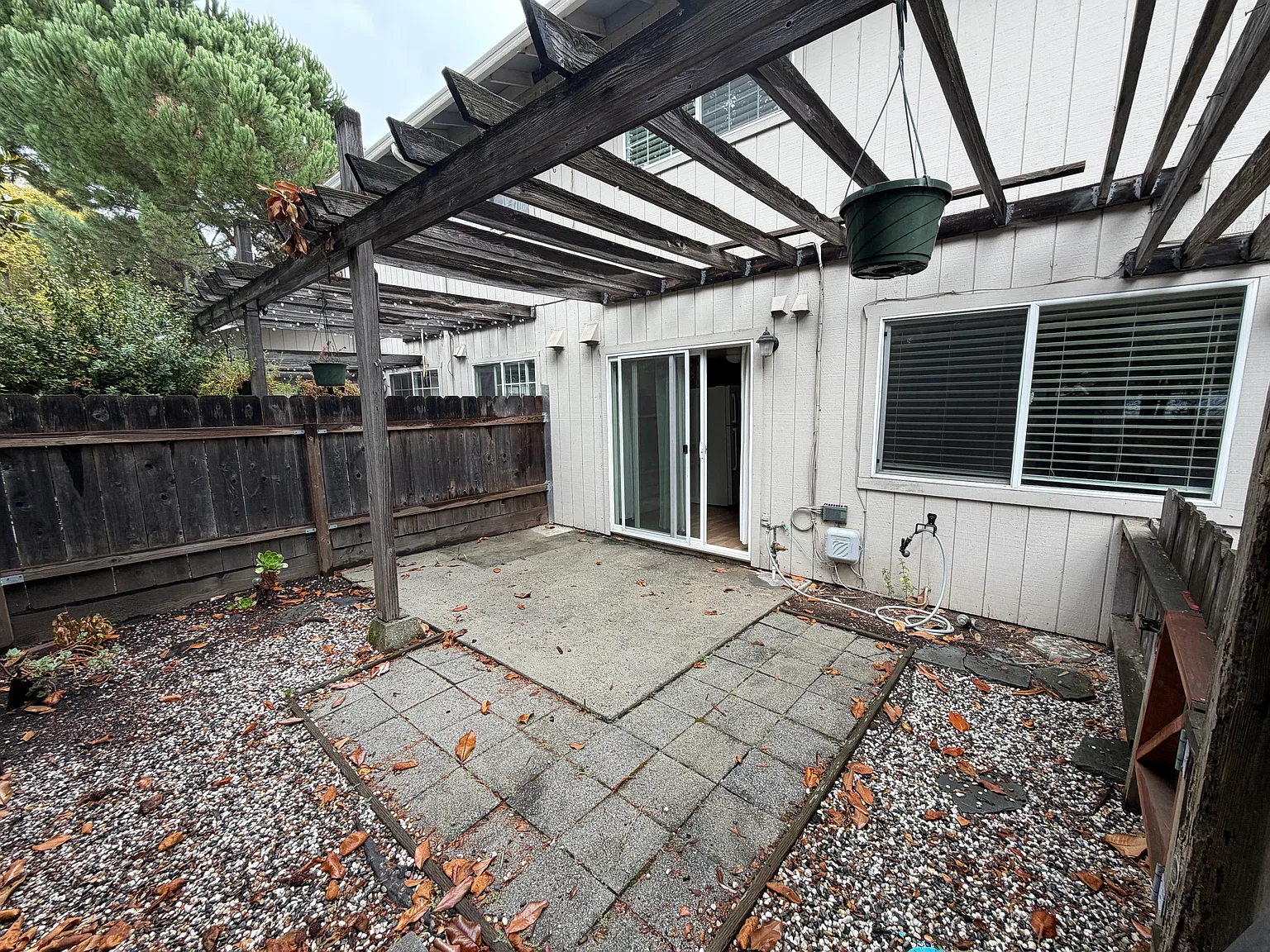 2 bed, 1.5 bath, 968 sqft, $3,500 — Photo 3