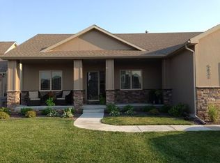 5831 Box Canyon Cir, Lincoln, NE 68516
