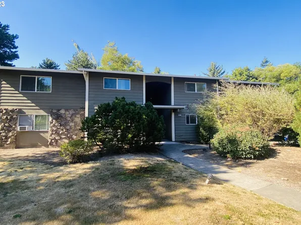 6817 SW Terri Ct APT 62, Portland, OR 97225