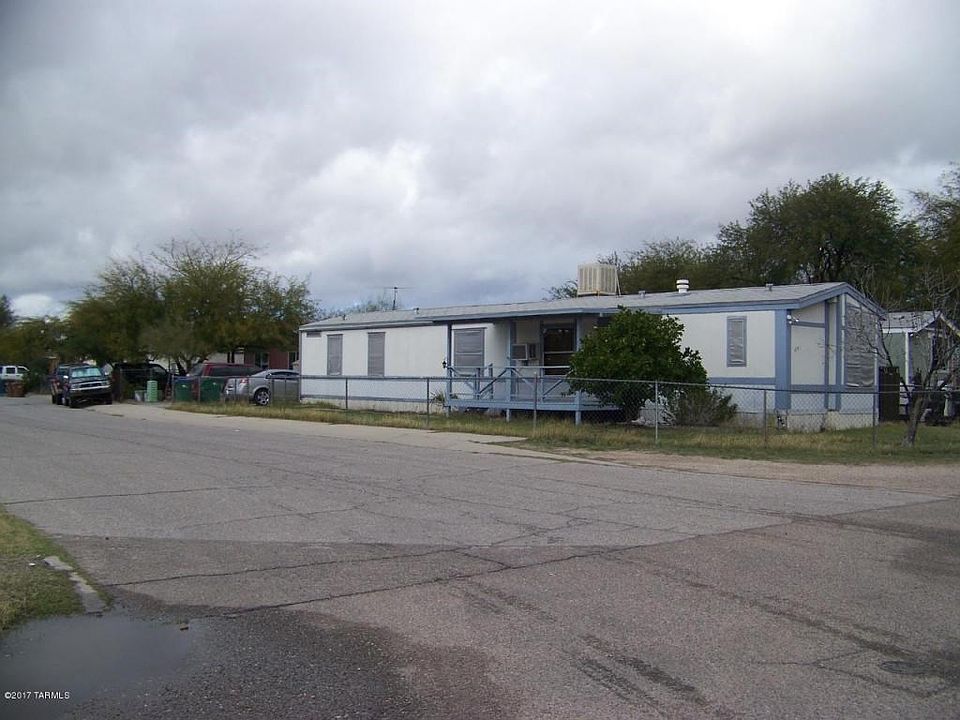 1st image of 4741 N Pomona Ave