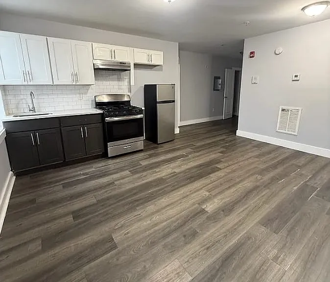 175 Munn Ave #301 — Photo 1