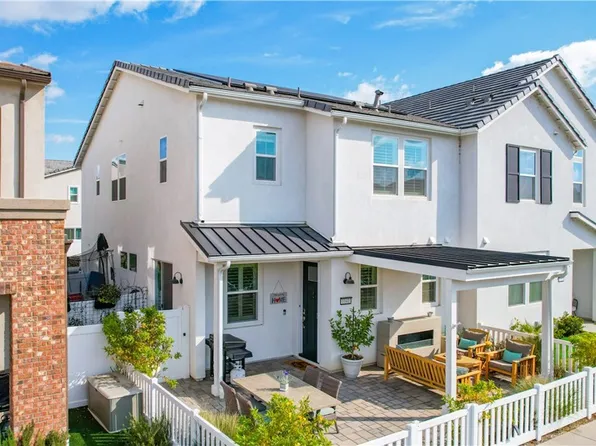 1141 Frontier Dr, Mission Viejo, CA 92694