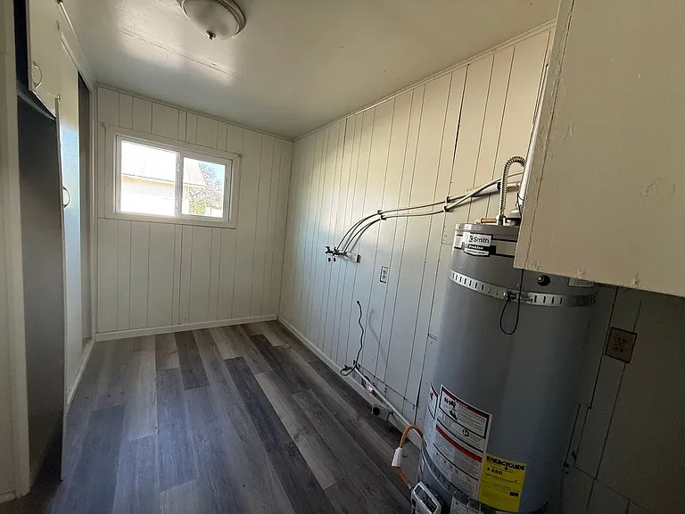 8897 Jacobs Ave — Photo 21