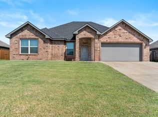 3400 Lazy Ln, Durant, OK 74701