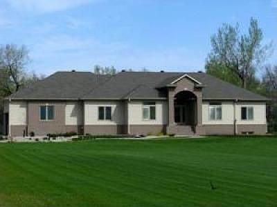 3rd image of 15395 30th St SE