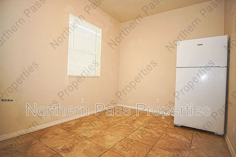 1 bed, 1.0 bath, 506 sqft, $795 — Photo 2