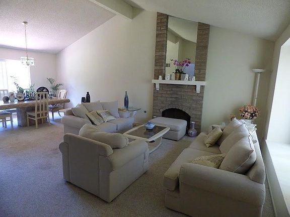 2nd image of 493 Sierra Heights Ct