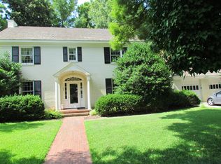 905 Riverside Ave, Elizabeth City, NC 27909