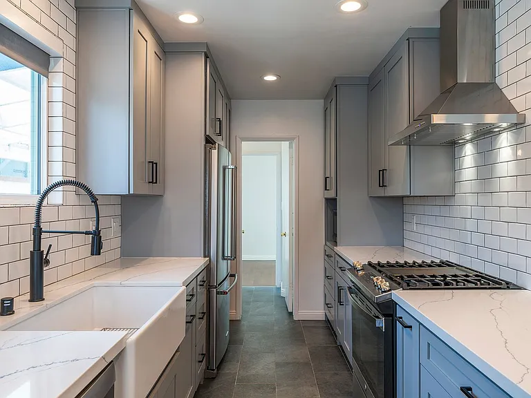 5348 W 142nd Pl — Photo 13