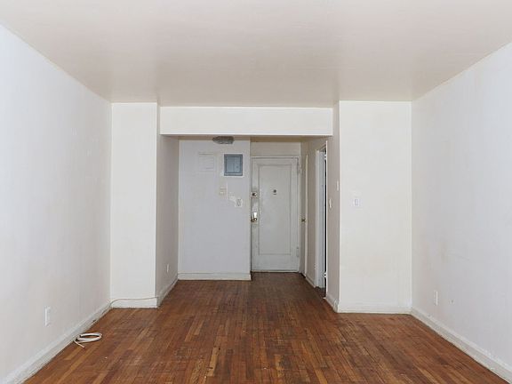 3rd image of 2701 Ocean Ave APT 6B