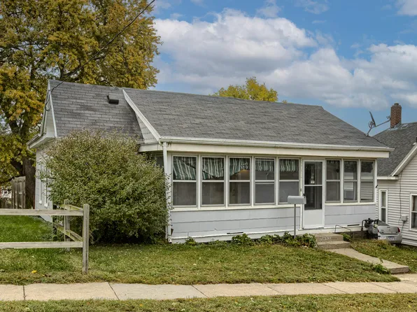 227 N 1st St, Council Bluffs, IA 51503