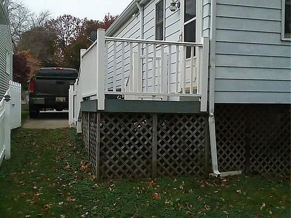 4th image of 603 Roslyn Ave