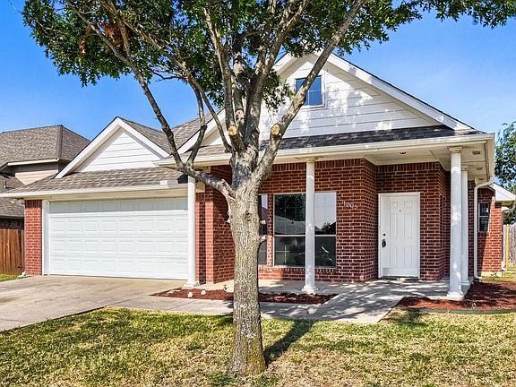 2nd image of 1005 Lake Ridge Dr