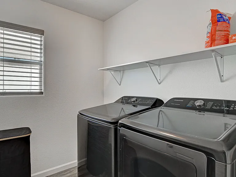 1658 Garden Path Ct — Photo 12