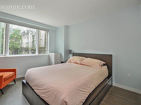 5th image of 1638 8th Ave APT 1E