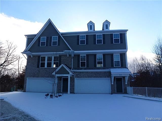 1st image of 28411 Melanie Ln #12