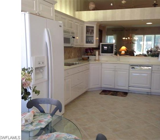 1st image of 2405 Hidden Lake Dr #3