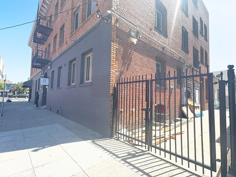 509 Sycamore St — Photo 5
