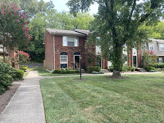 4th image of 6527 Deane Hill Dr APT 40