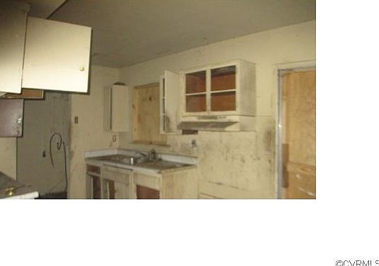2nd image of 3359 Dill Ave #3359