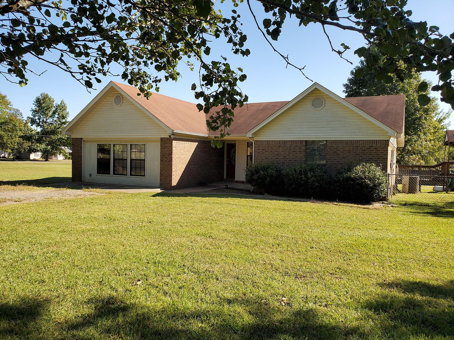22 Creekside Loop Conway Ar 72032 Zillow