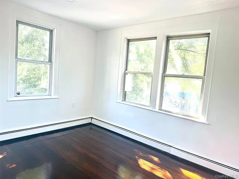 1916 Palmer Ave #2R — Photo 5