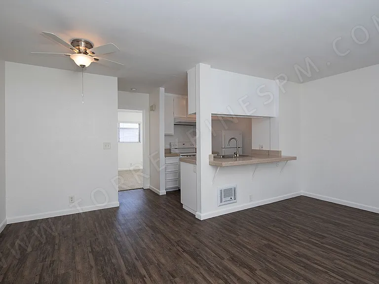 4739 Mansfield Street — Photo 2
