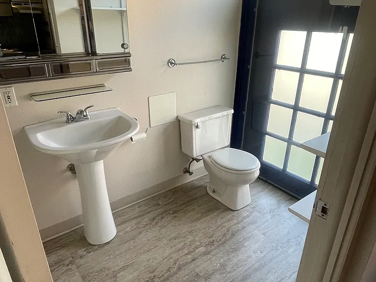 101 N Blount St #1717 — Photo 9