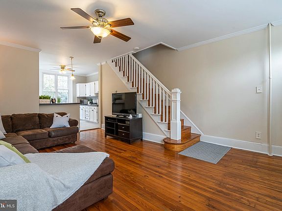 5th image of 4528 1/2 Wilde St