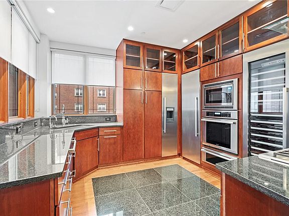 4th image of 5301 5th Ave APT 2